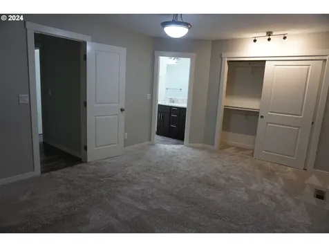 2278 Se 174th Avenue Portland OR 97233