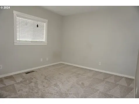 2278 Se 174th Avenue Portland OR 97233