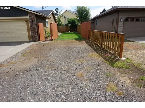 2278 Se 174th Avenue Portland OR 97233