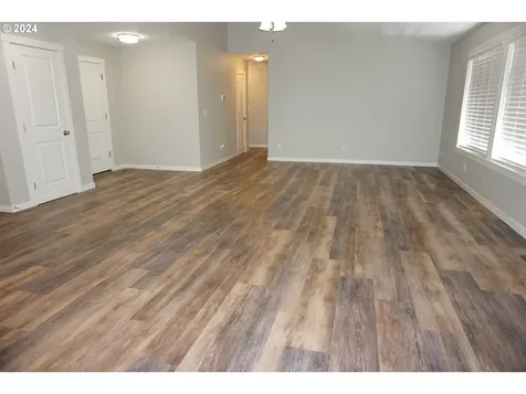 2278 Se 174th Avenue Portland OR 97233