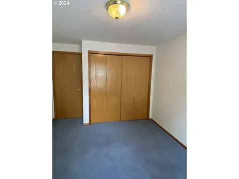 649 Nicholas Drive Springfield OR 97477