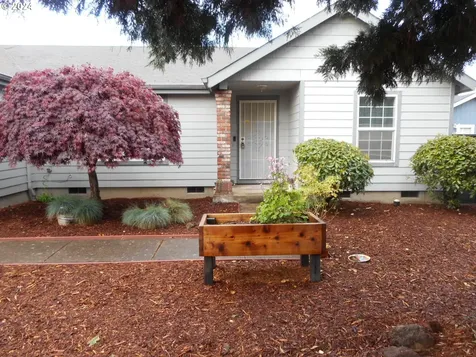 649 Nicholas Drive Springfield OR 97477