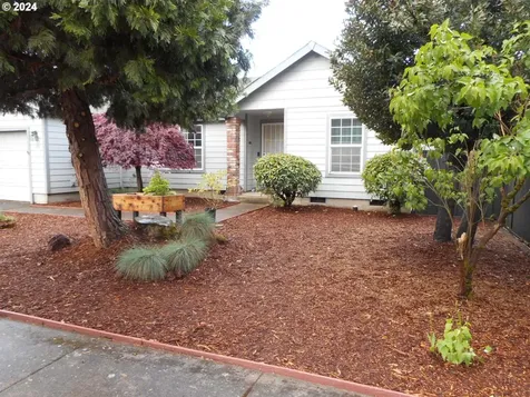 649 Nicholas Drive Springfield OR 97477