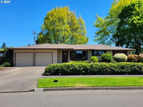 2565 Newcastle Street Eugene OR 97404
