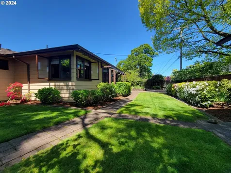 2565 Newcastle Street Eugene OR 97404