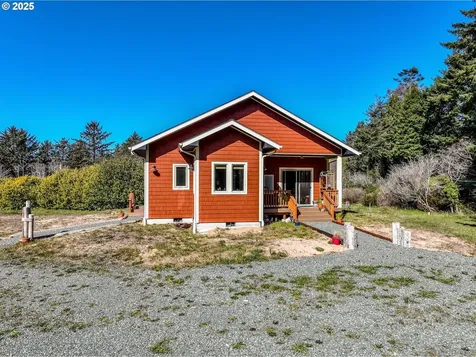 1310 Riverside Drive NE Bandon OR 97411