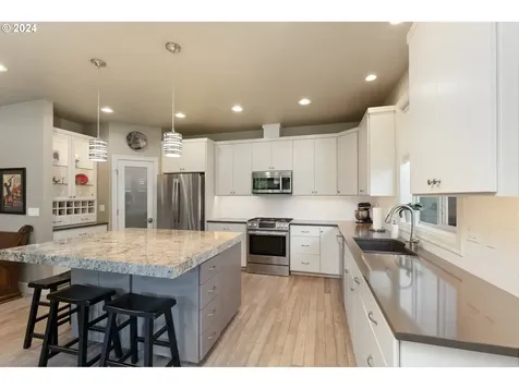 65 W Dean Avenue Eugene OR 97404