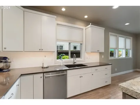 65 W Dean Avenue Eugene OR 97404