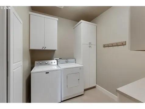 65 W Dean Avenue Eugene OR 97404