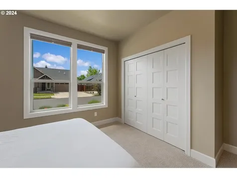 65 W Dean Avenue Eugene OR 97404
