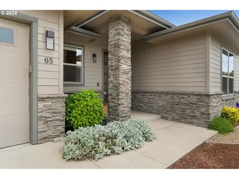 65 W Dean Avenue Eugene OR 97404