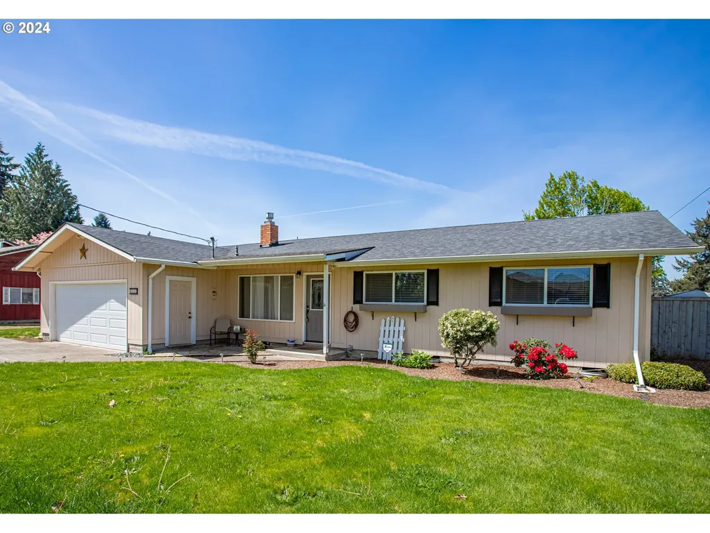 3533 Hoodview Drive Hubbard OR 97032