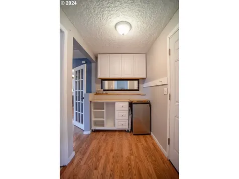 3533 Hoodview Drive Hubbard OR 97032
