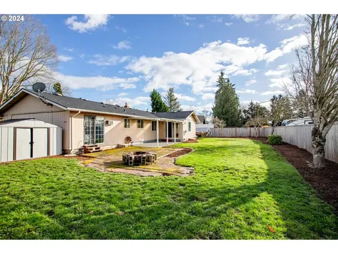 3533 Hoodview Drive Hubbard OR 97032