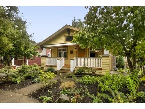 4730 NE Flanders Street Portland OR 97213