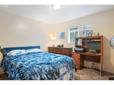 909 Cedar Street Kelso WA 98626