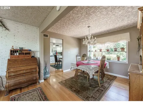 480 N 4th Street Kalama WA 98625