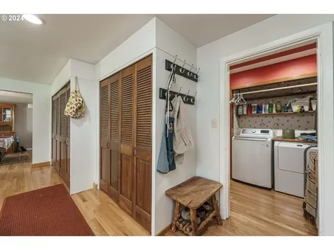 480 N 4th Street Kalama WA 98625