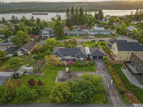 480 N 4th Street Kalama WA 98625