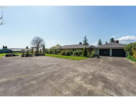 480 N 4th Street Kalama WA 98625