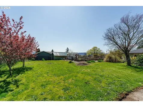 480 N 4th Street Kalama WA 98625