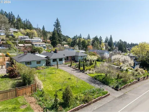480 N 4th Street Kalama WA 98625