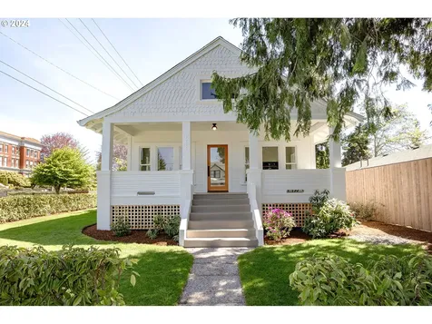 1215 V Street Vancouver WA 98661