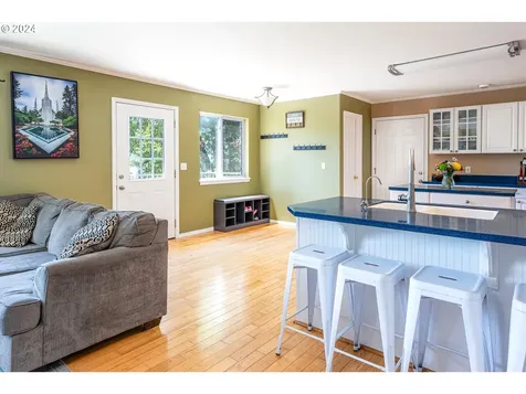 630 Sunridge Lane Lowell OR 97452