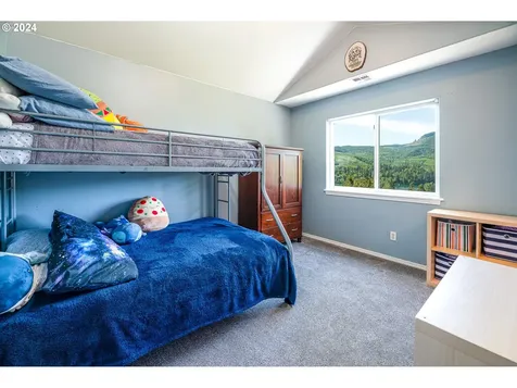 630 Sunridge Lane Lowell OR 97452