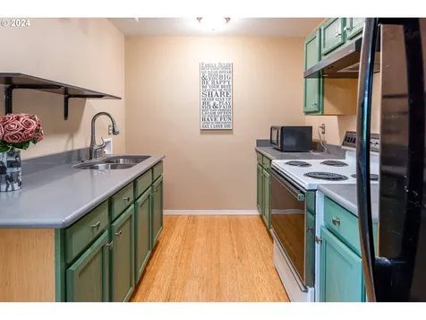 630 Sunridge Lane Lowell OR 97452