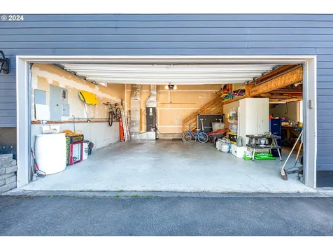 630 Sunridge Lane Lowell OR 97452