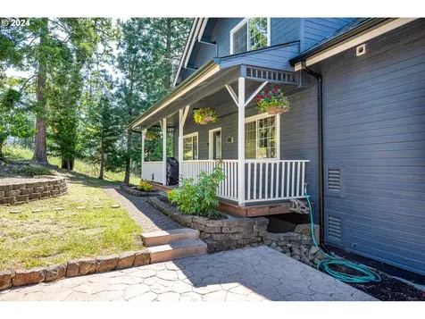 630 Sunridge Lane Lowell OR 97452