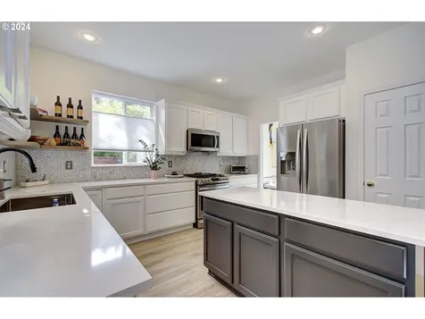 17615 Se 14th Circle Vancouver WA 98683