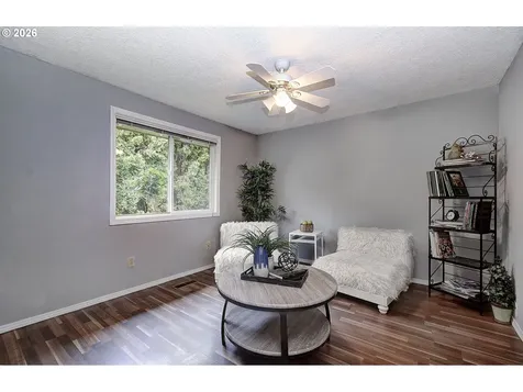 1015 NW 123rd Circle Vancouver WA 98685