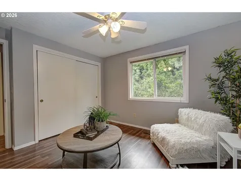 1015 NW 123rd Circle Vancouver WA 98685