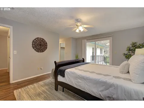 1015 NW 123rd Circle Vancouver WA 98685