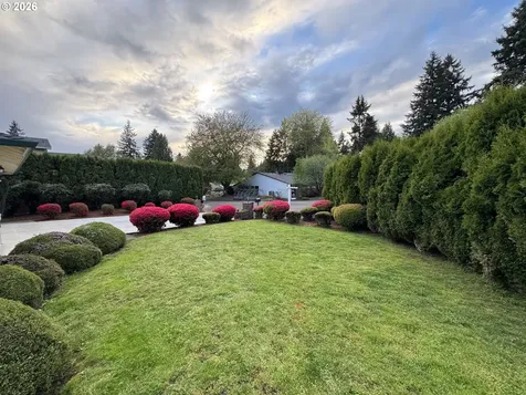 1015 NW 123rd Circle Vancouver WA 98685