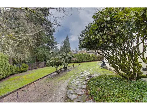 1015 NW 123rd Circle Vancouver WA 98685
