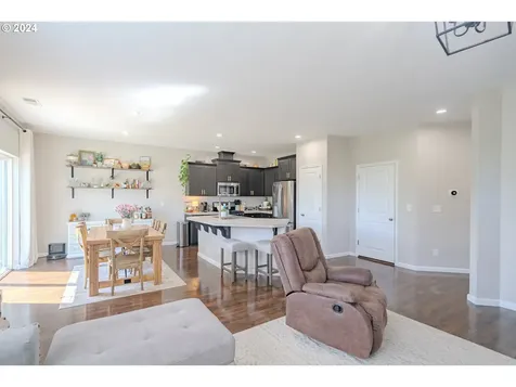 122 N 34th Court Ridgefield WA 98642
