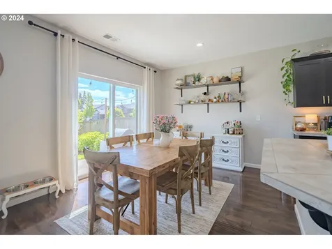 122 N 34th Court Ridgefield WA 98642
