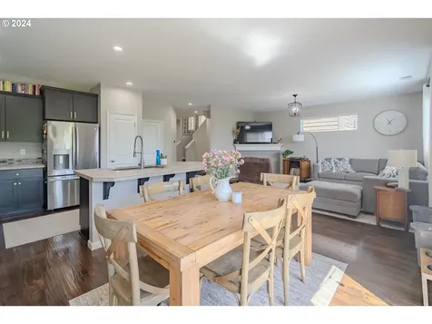 122 N 34th Court Ridgefield WA 98642