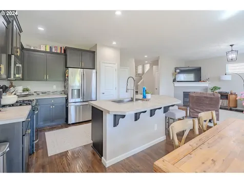 122 N 34th Court Ridgefield WA 98642