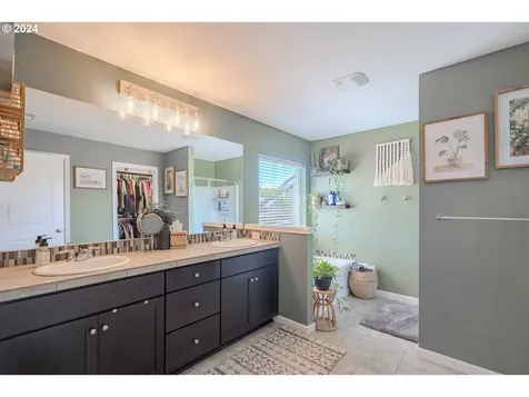 122 N 34th Court Ridgefield WA 98642