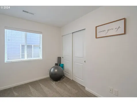 122 N 34th Court Ridgefield WA 98642