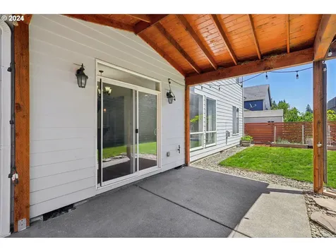 8903 Ne 35th Court Vancouver WA 98665