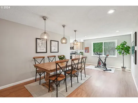 1274 Ne 29th Street Gresham OR 97030