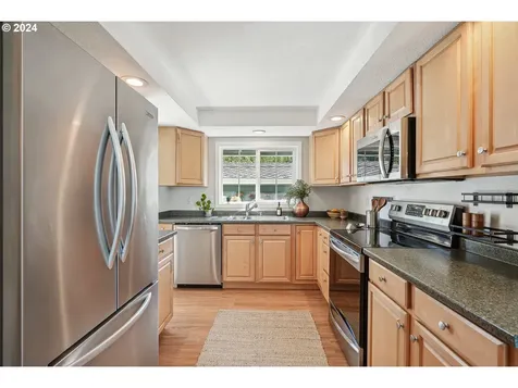 1274 Ne 29th Street Gresham OR 97030