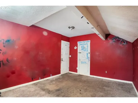 2619 Se 87th Avenue Portland OR 97266
