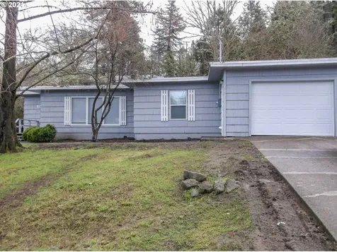 481 Se Leland Street Roseburg OR 97470