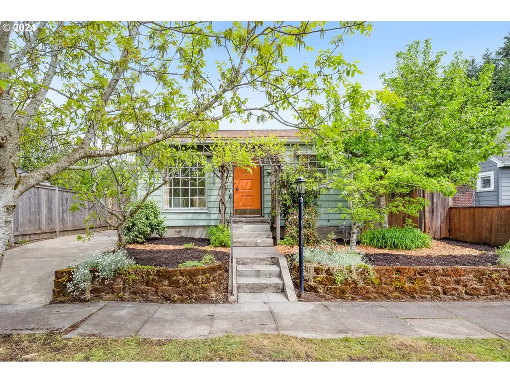 2620 Se 61st Avenue Portland OR 97206